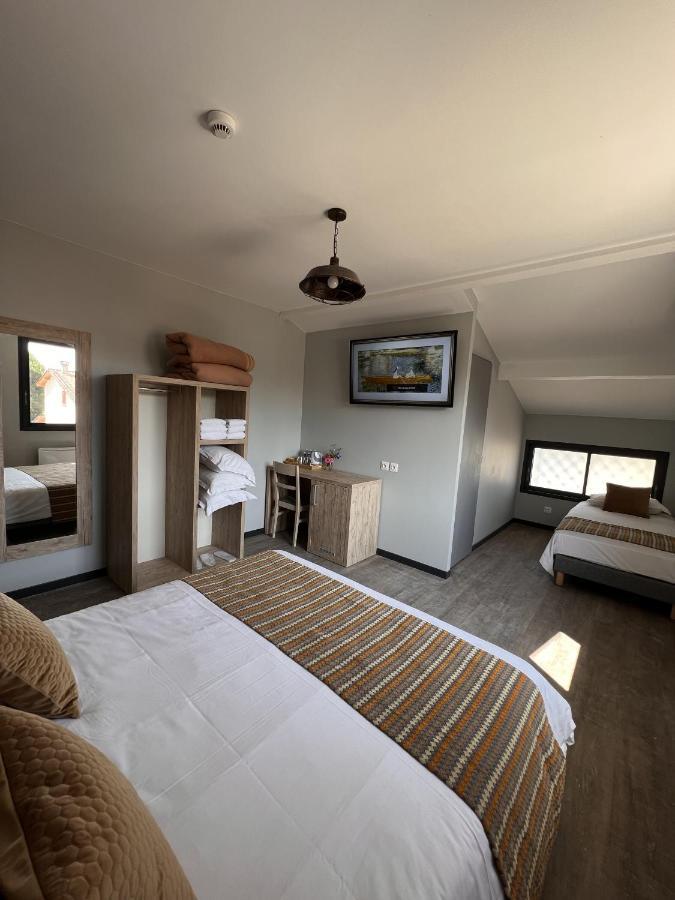 Hotel La Pinede 술락쉬르메르 외부 사진